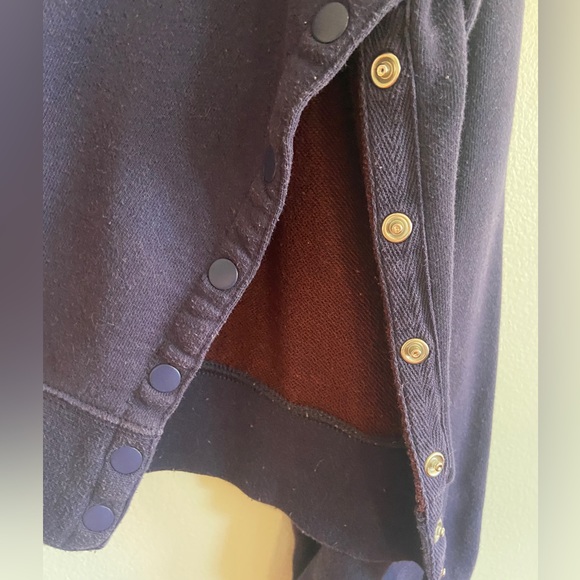 Root Sweat Shirt with Asymmetrical Side Snaps - Picture 4 of 5